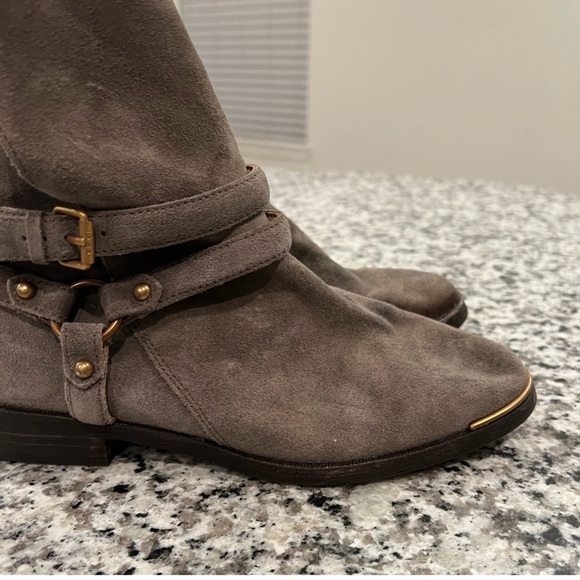 Ugg Kelby Harness Suede Boot Mouse Grey - Picture 5 of 8